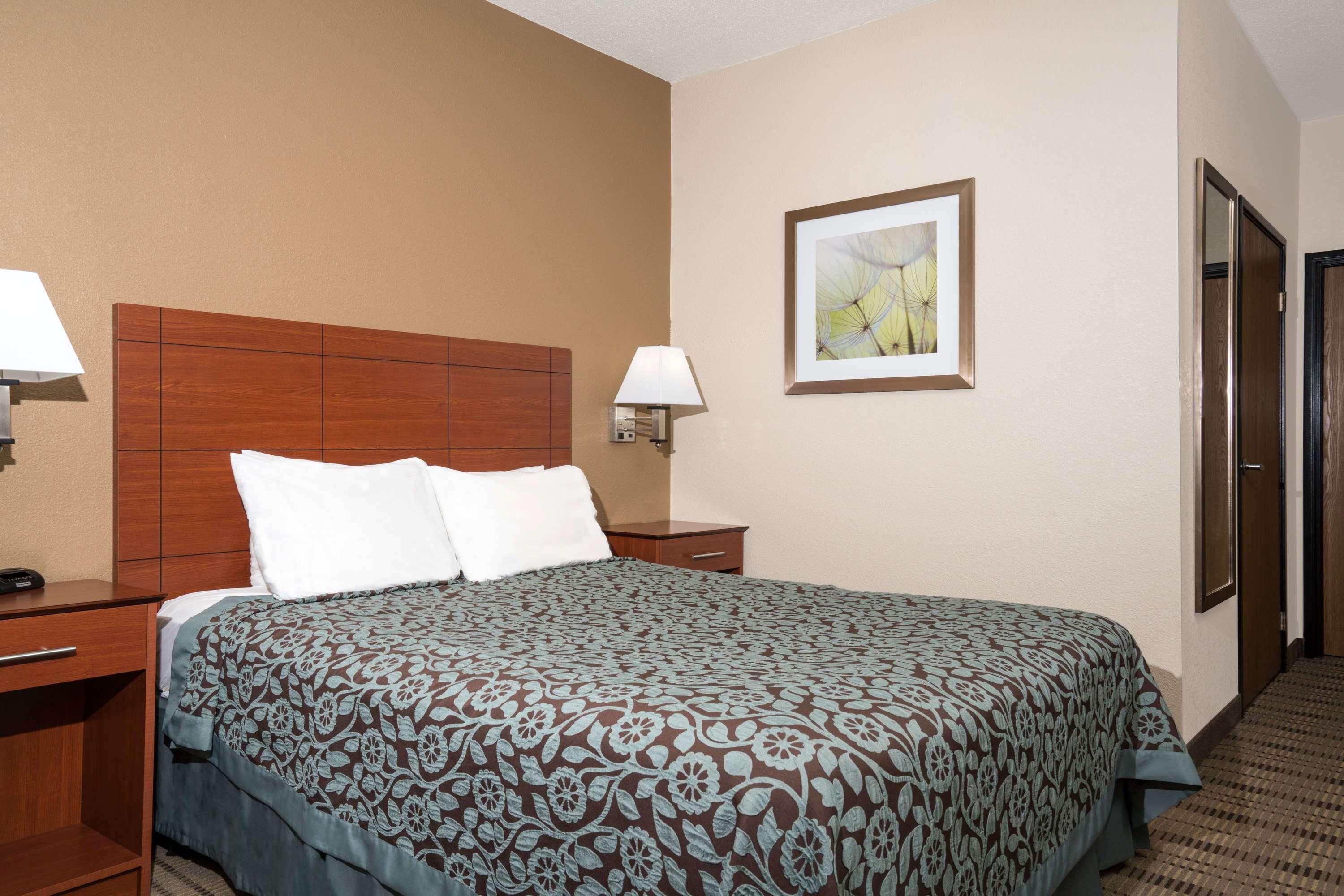 Days Inn By Wyndham Mankato Dış mekan fotoğraf