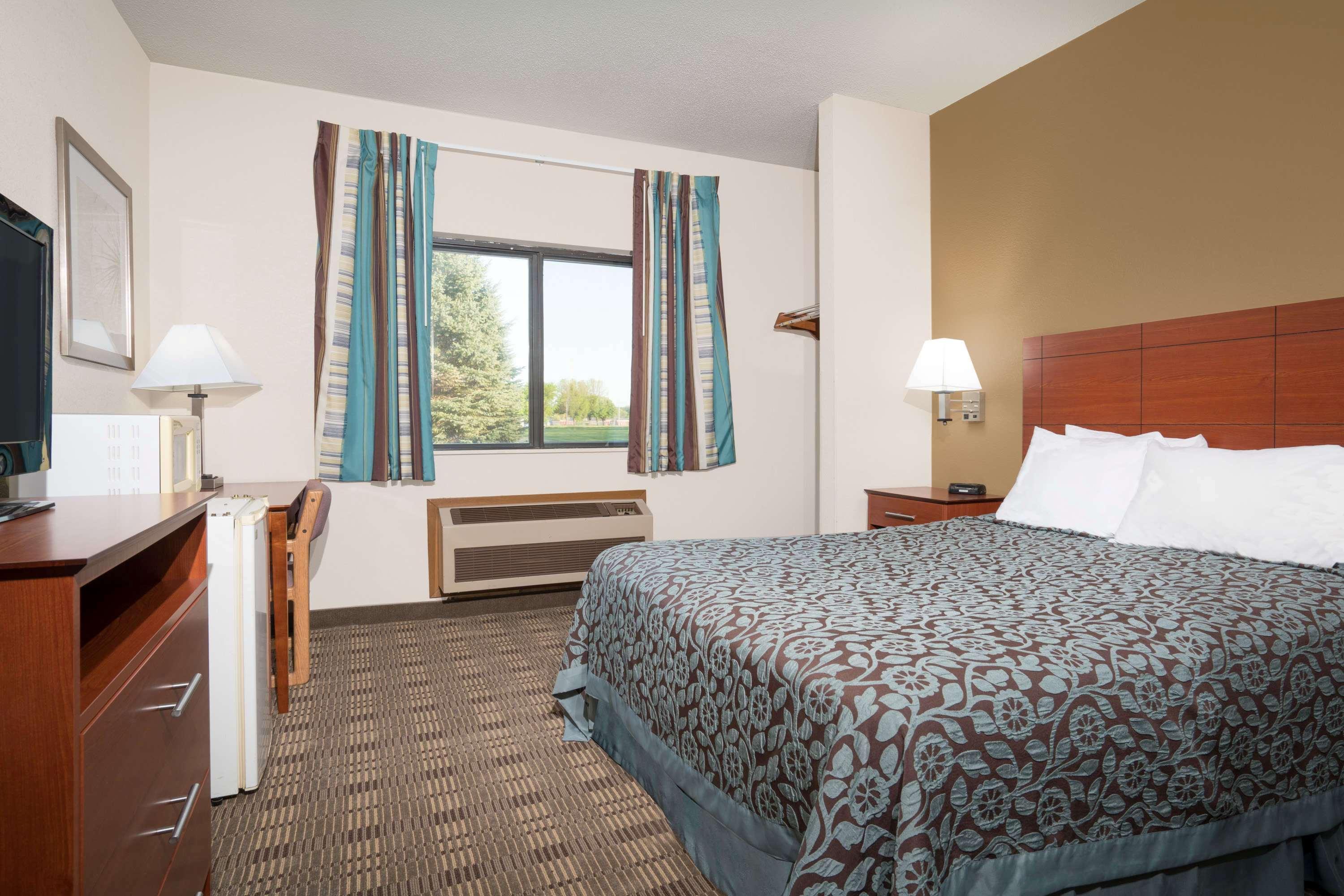 Days Inn By Wyndham Mankato Dış mekan fotoğraf