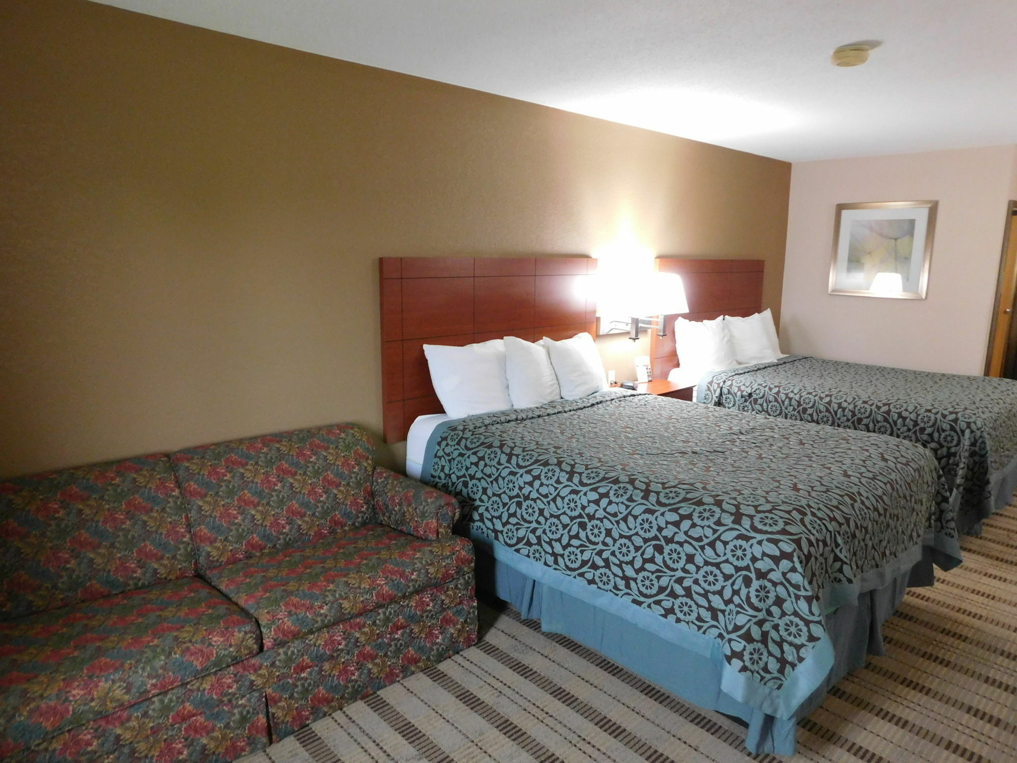 Days Inn By Wyndham Mankato Dış mekan fotoğraf
